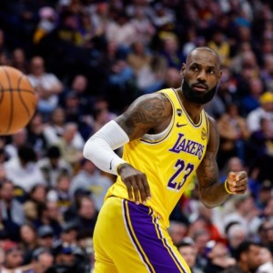 世界杯客户端更新下载-湖人104-112不敌快船 球员评价：3人良好，拉拉维亚及格，6人低迷